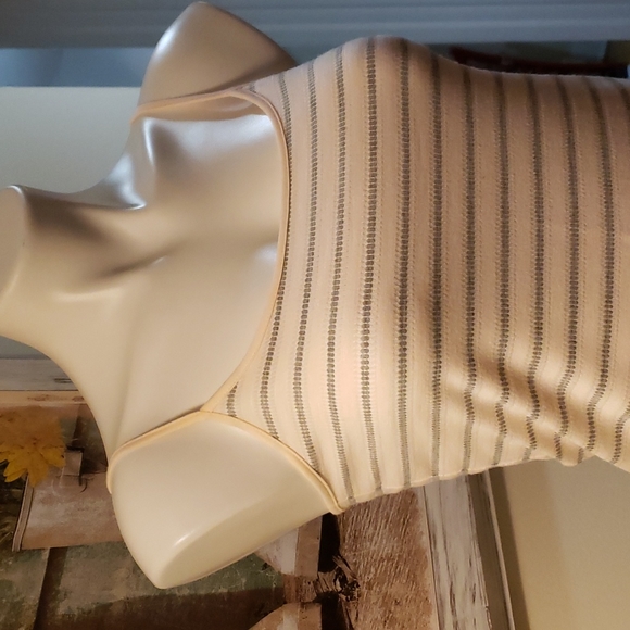 LOFT Tank - Picture 4 of 6